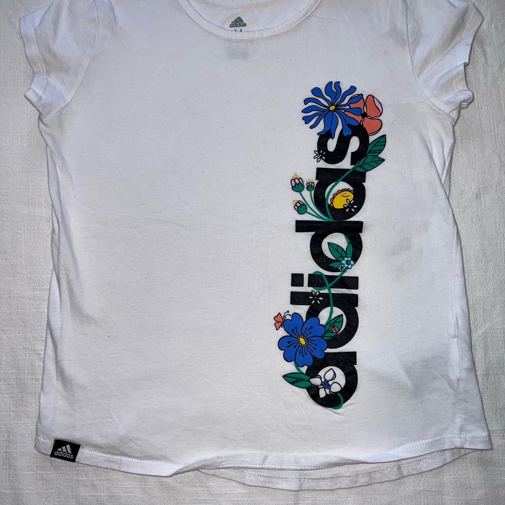 Girls Adidas Athletic Soft Side Graphic Floral T-shirt White Size M (10-12)